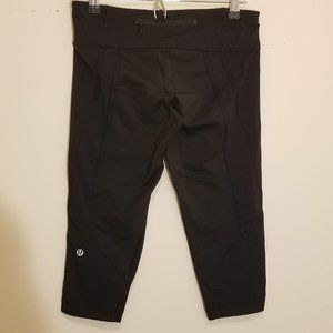 Lululemon | Cropped 3/4 Running Leggings | Size 6